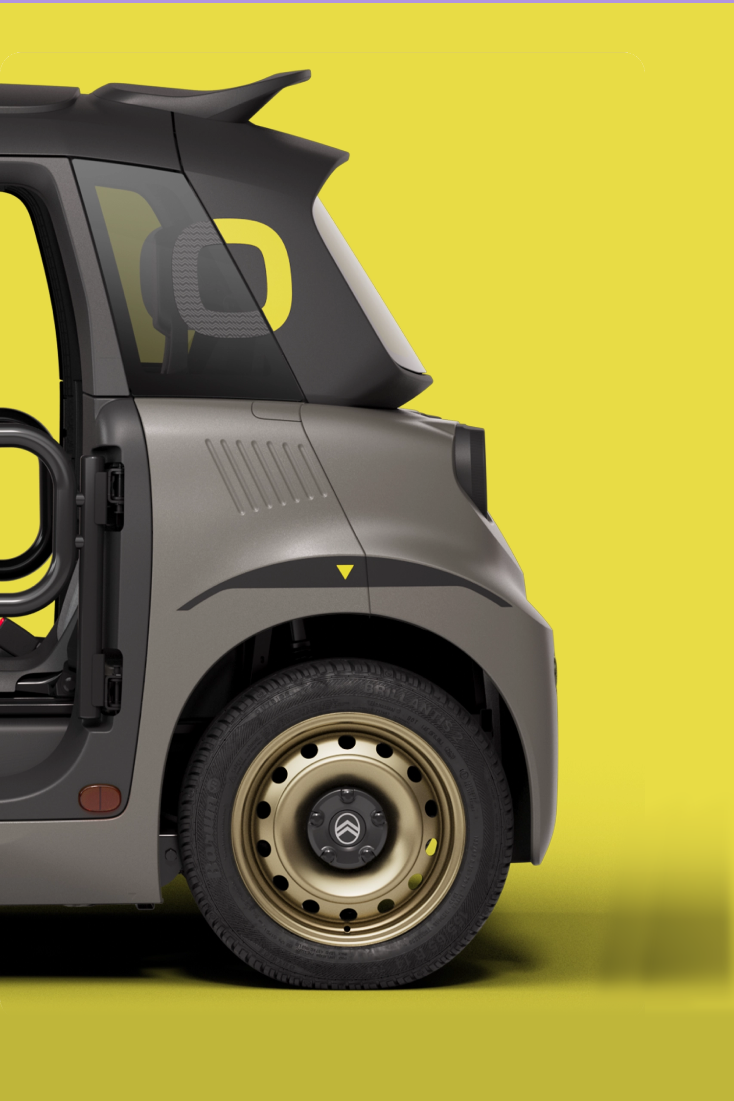Side rear view Citroën Ami buggy palmeira shows compact safe reliable electric design delivering innovative urban mobility freedom.
