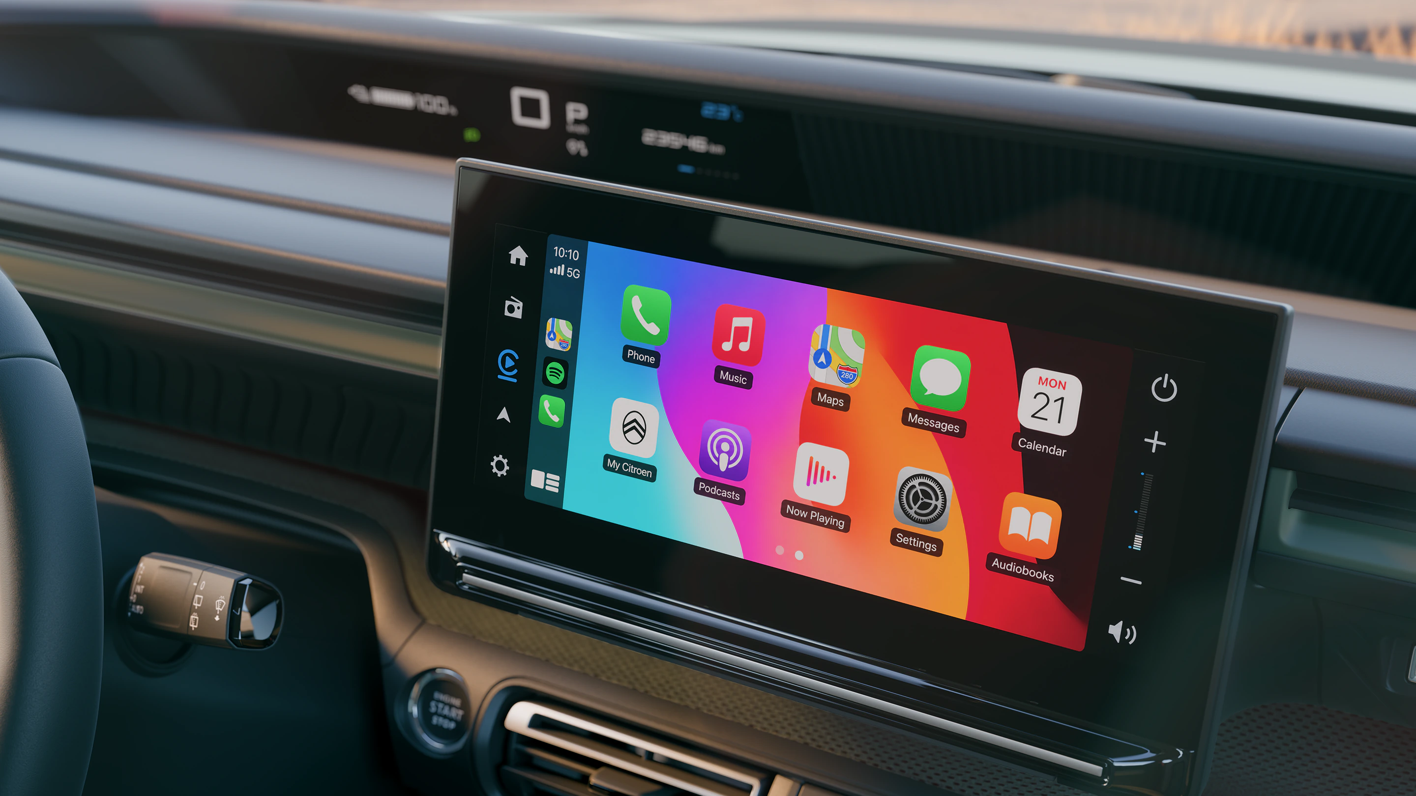 Close-up dashboard trim view Citroën C3 Aircross shows OUTBOUND design, Advanced Comfort, family SUV interior detail