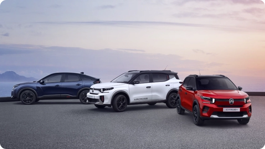 Three‑quarter front view C3 COLLECTION with C3 Aircross and C4 COLLECTION highlighting design, efficiency and premium choice