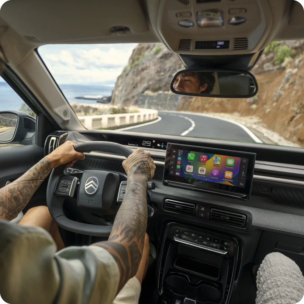 Cockpitaanzicht dat de veiligheidstechnologieën van de ë‑C3 Aircross toont voor zelfverzekerd, comfortabel en betaalbaar dagelijks rijden.