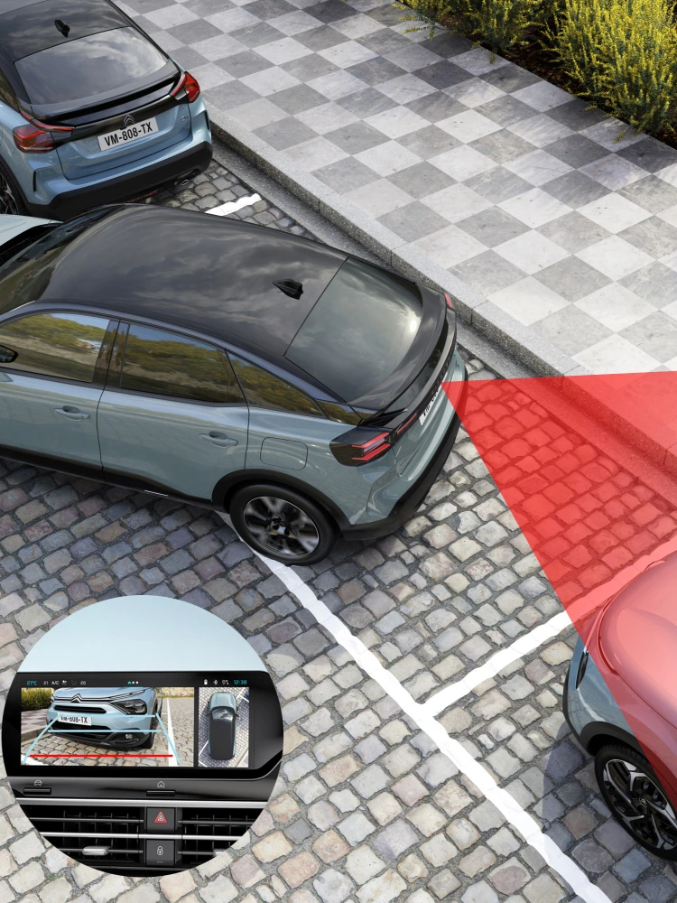 Achteraanzicht van de ë‑C4 met 180°‑camera, helder zicht, veiligheid en technologie voor zelfverzekerd en premium achteruitrijden.