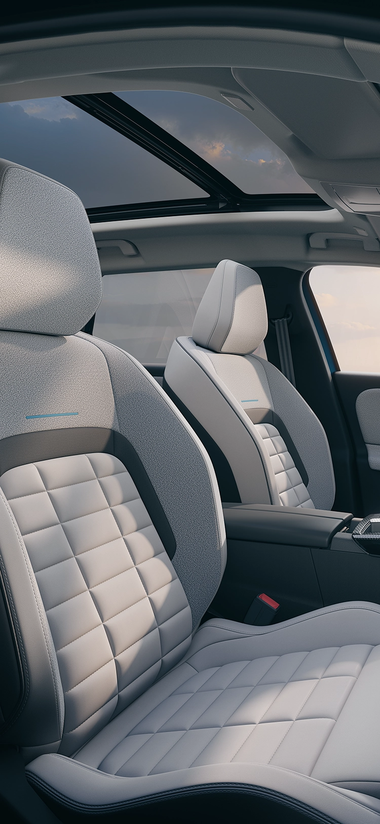 Zijaanzicht van het interieur van de Citroën C5 Aircross Emeraude met Citroën Advanced Comfort-stoelen en praktische gezinsruimte