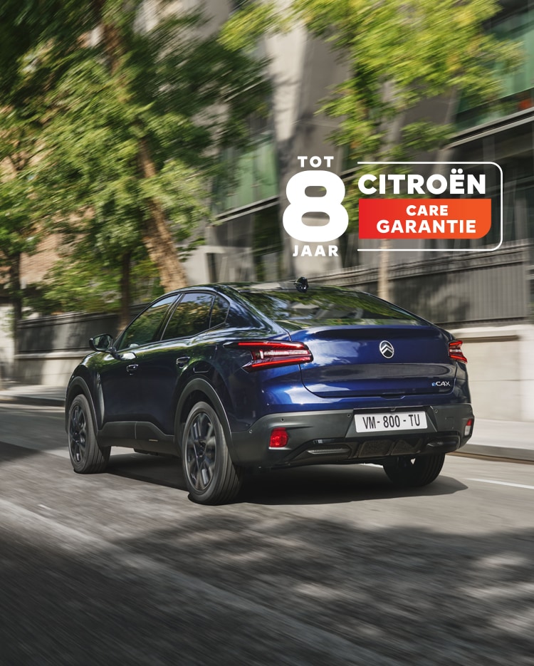 C4 X op een weg in de stad